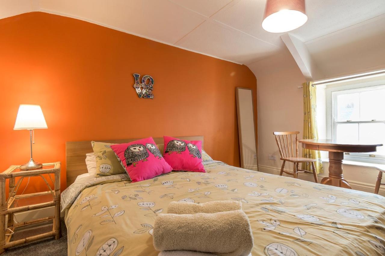 Manorbier Castle Inn Sunset Room Exterior foto