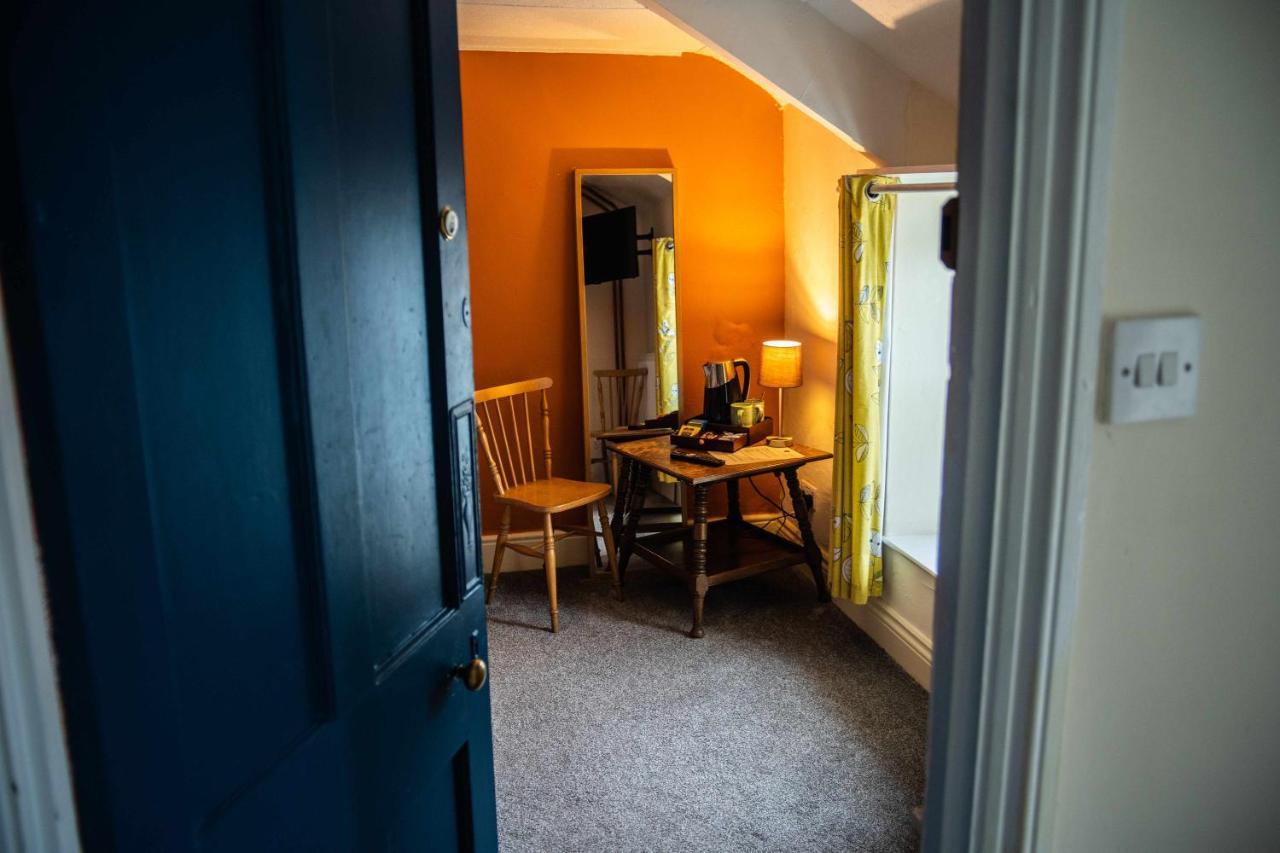 Manorbier Castle Inn Sunset Room Exterior foto